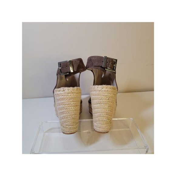 Kenneth Cole New York women' Olivia 2 Perf Espadrille Wedge Sandal  SIZE 8 - Picture 15 of 15